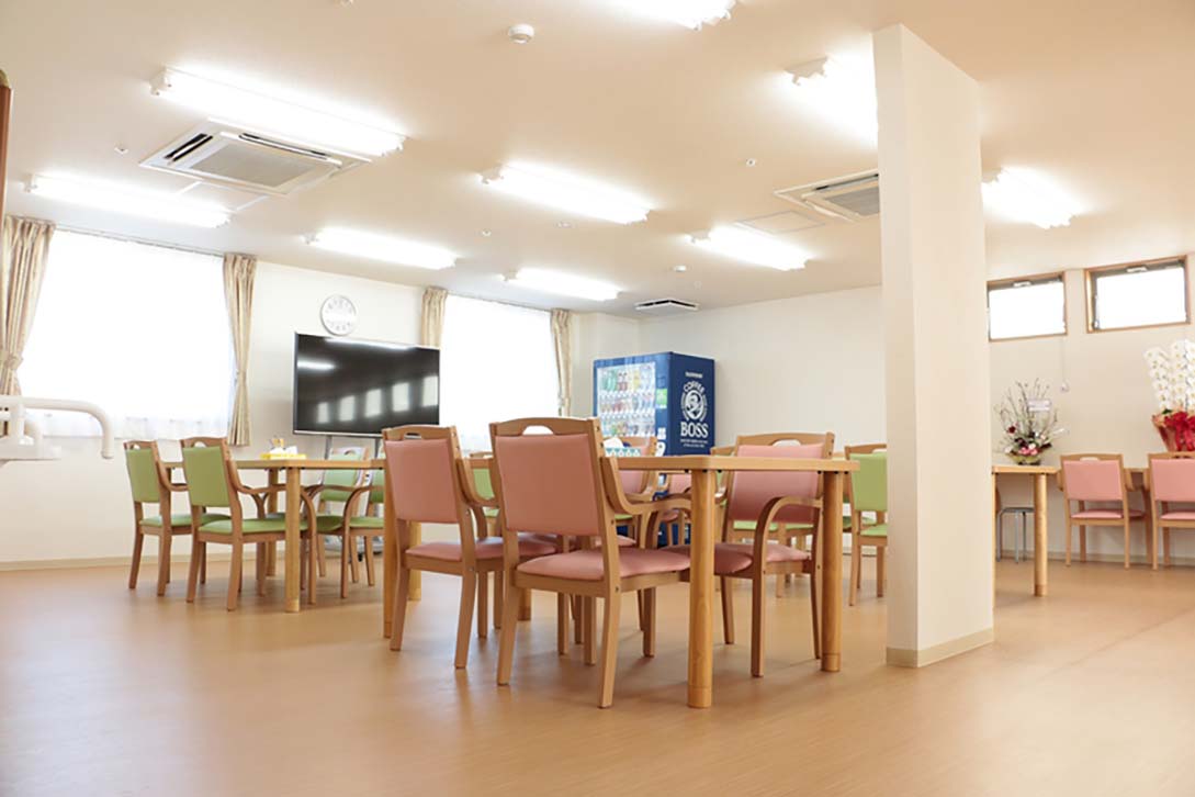 広々した食堂で、
コミュニケーション